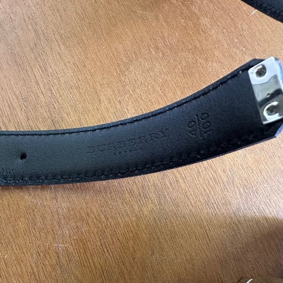 Burberry Nova Check Pattern Belt - Picture 2 of 4